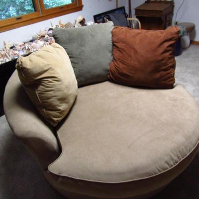 Oversized Round Chair- Rotates- Made by Ashley- Approx 57