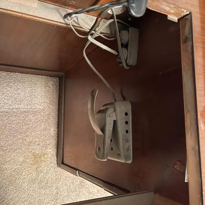 Sew Best Sewing Machine & Desk