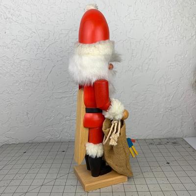 #26 Holzkunst Christian Ulbricht Santa Claus