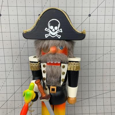 #78 Ulbricht Pirate Nutcracker 16