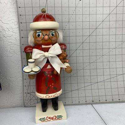 #79 Erzgebirgische Volkskunst German Santa Claus With Cookies Nutcracker 14