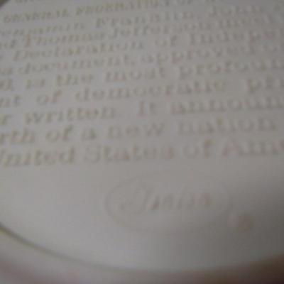 Fenton 'Life, Liberty, and the Pursuit of Happiness' Plate- 8