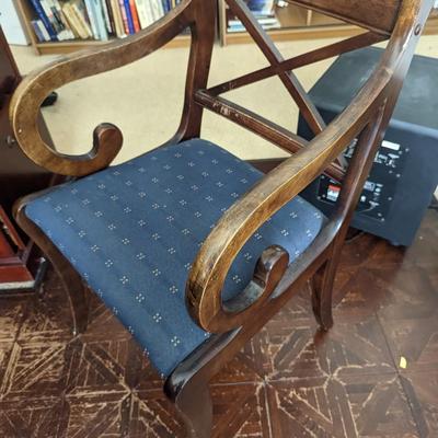 Single Wood Chair 