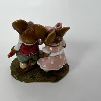 Wee Forest Folk Young Love M-331