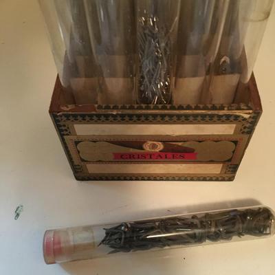 Testtube hardware holder