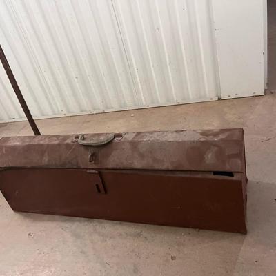oversized tool box