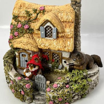 Wee Forest Folk Red Riding Hood M-172