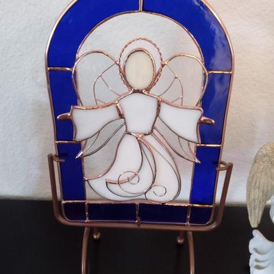 LOT 106  STAINED GLASS ANGELS (1st Bdr)