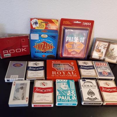 LOT 111  DECKS OF PLAYING CARDS AND CARD GAMES (1st Bdr)