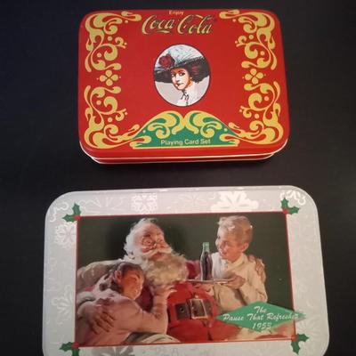 LOT 113  NEW COCA-COLA PLAYING CARDS IN TINS (1st Bdr)