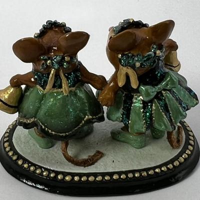 Wee Forest Folk Christmas Belles M-304