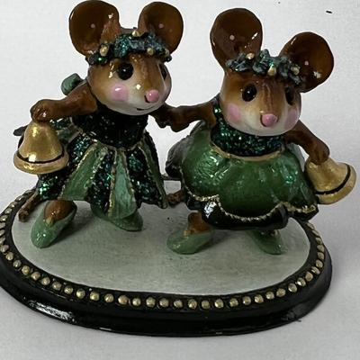 Wee Forest Folk Christmas Belles M-304