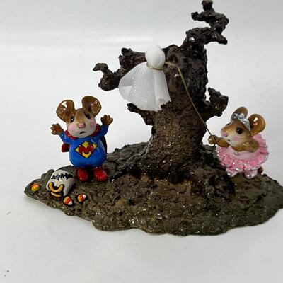 Wee Forest Folk Sisters Ghostly Trick