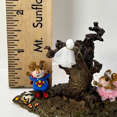 Wee Forest Folk Sisters Ghostly Trick