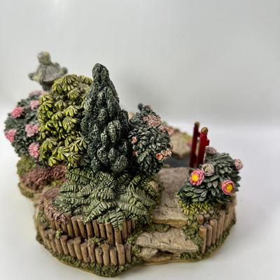Lilliput Lane L219 Fragrant Haven