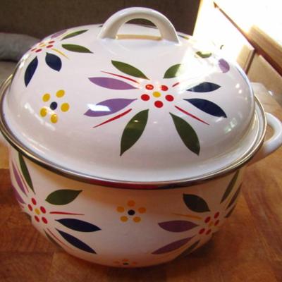 Colorful Enamel on Steel Stock Pot with Lid by Temp-tations by Tara