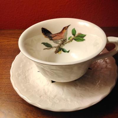 Vintage Alfred Meakin Audubon Birds of America "Bewick's Wren" Cup/Saucer Set Ca 1941