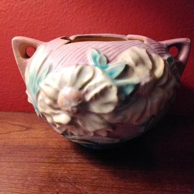 Roseville Peony Pink Rose Bowl - #427-4 Circa 1942