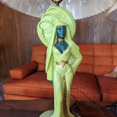 Vintage Chalkware Table Lamp Set of 2