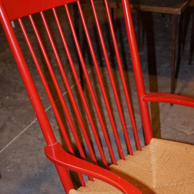 SCANDINAVIAN ROPE SEAT ROCKER /RED