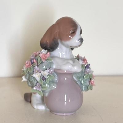 Lladro Porcelain Take Me Home Dog Figurine