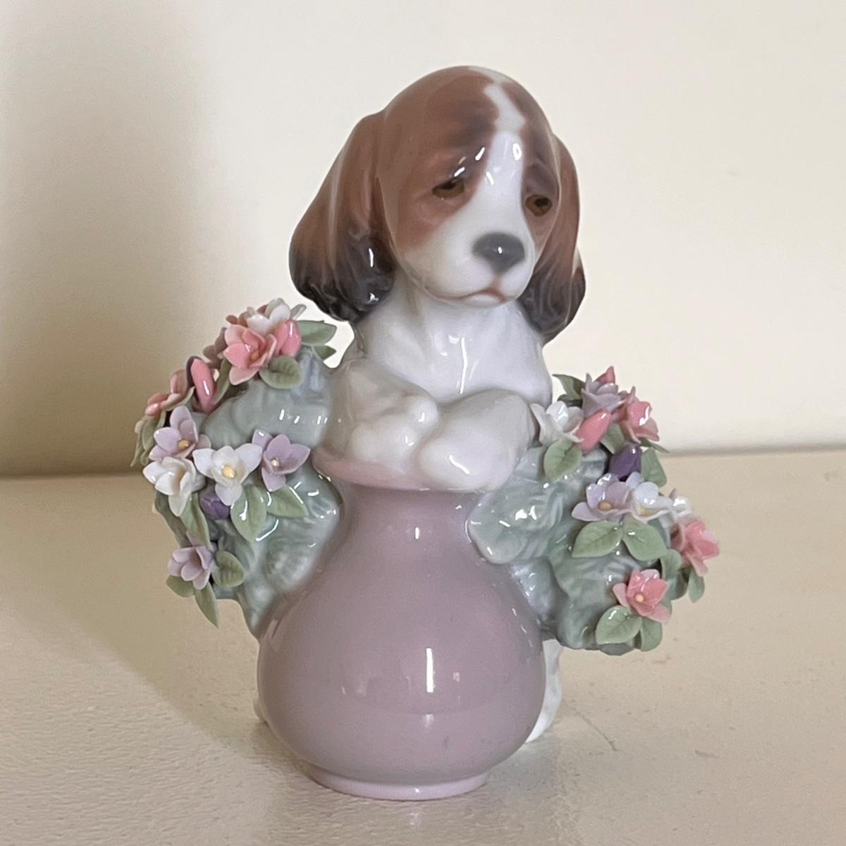 Lladro Porcelain Take Me Home Dog Figurine