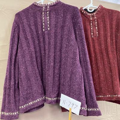 2xL Ladies Sweaters