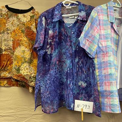Ladies XL Tops