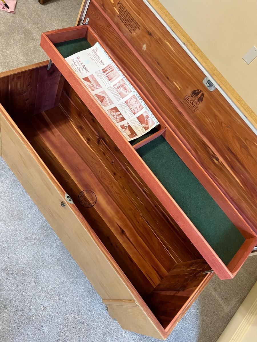 Lane aroma tight cedar shop chest