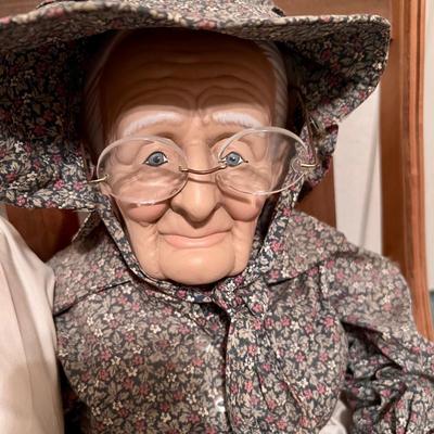 Elderly Porcelain Dolls (BB-JM)