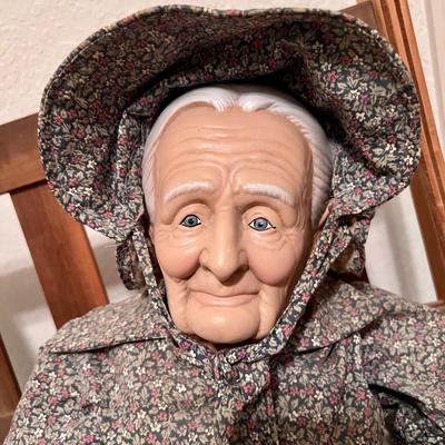 Elderly Porcelain Dolls (BB-JM)