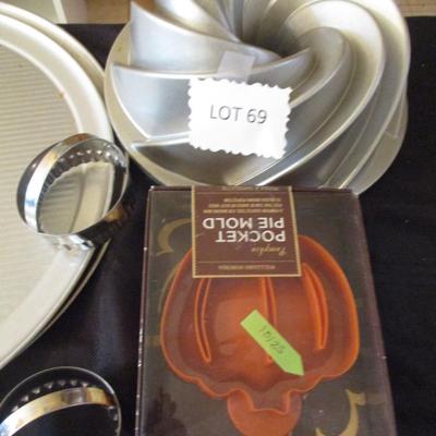 KAF Bakeware