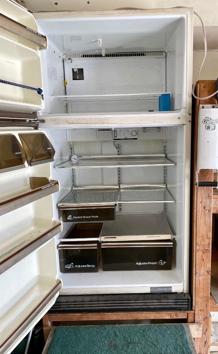 GE NoFrost Refrigerator Used