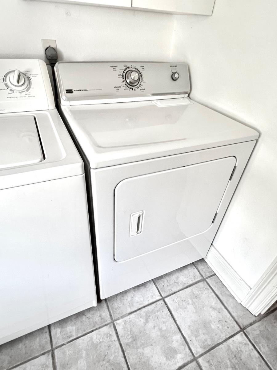 MAYTAG Centennial Commercial Technology Electric Dryer