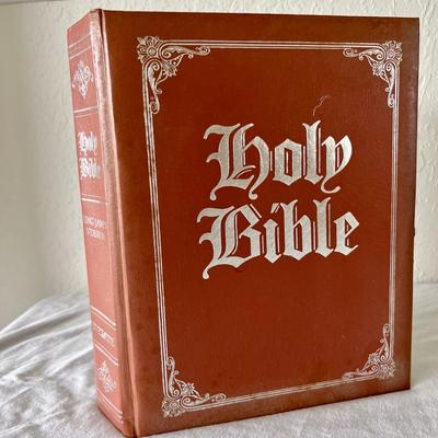 Bibles, Christian Books and More (GRB-JM)
