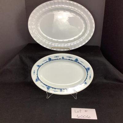 6006 Pair of Vintage White Oval Ironstone Patters