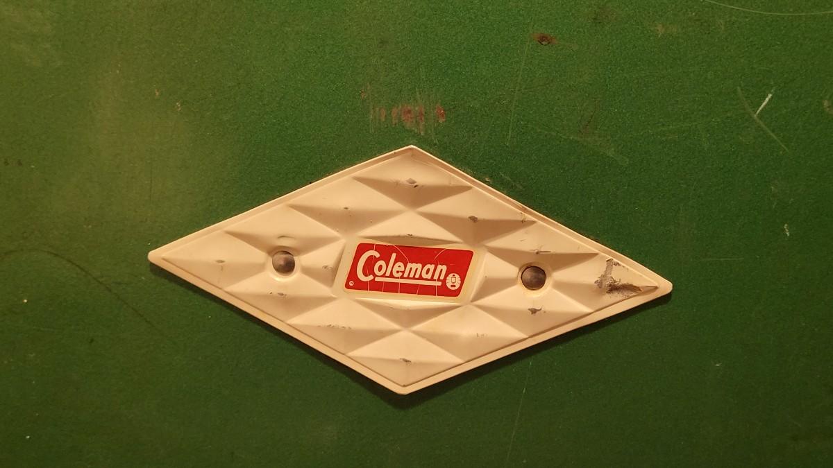 Lot 81 Vintage Green Metal Coleman Cooler with Insert Tray & Containers