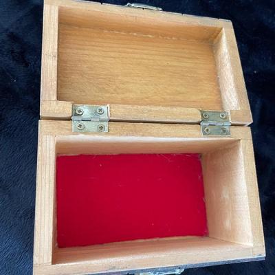 Wooden Box Collection   (GR-NM)