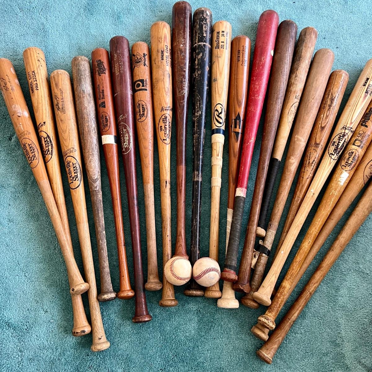 Collection of Wooden Louisville Slugger Baseball Bats (BR2-JM)