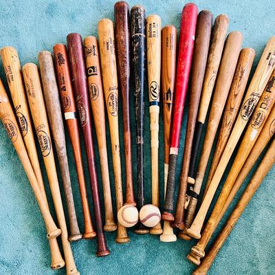 Collection of Wooden Louisville Slugger Baseball Bats  (BR2-JM)