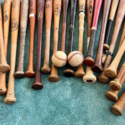 Collection of Wooden Louisville Slugger Baseball Bats  (BR2-JM)