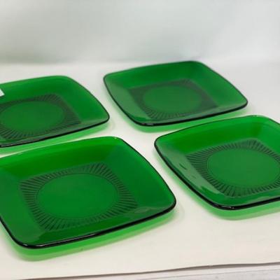 Anchor Hocking Emerald Green Plates 8.25