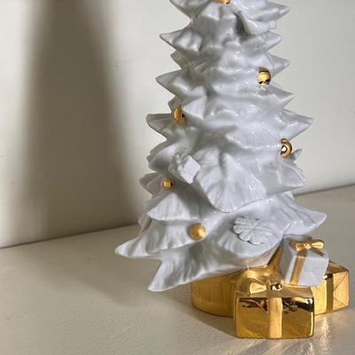 Lladro O Christmas Tree Porcelain Figurine Golden Lustre