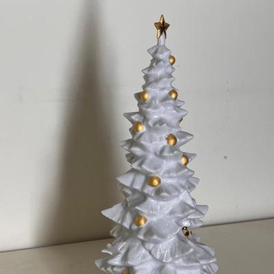 Lladro O Christmas Tree Porcelain Figurine Golden Lustre