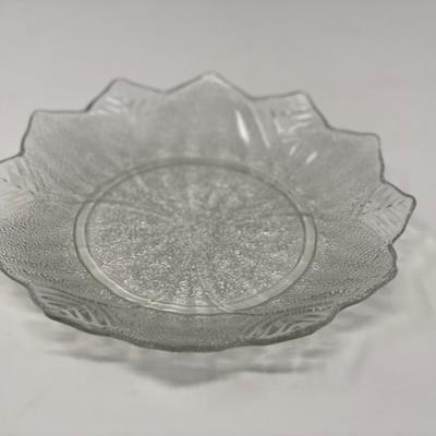 Anchor Hocking Leaf and Blossom Clear Plate 8