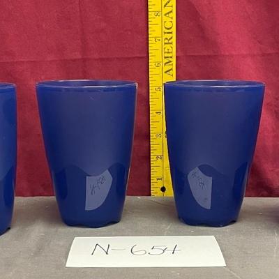 Tupperware cups