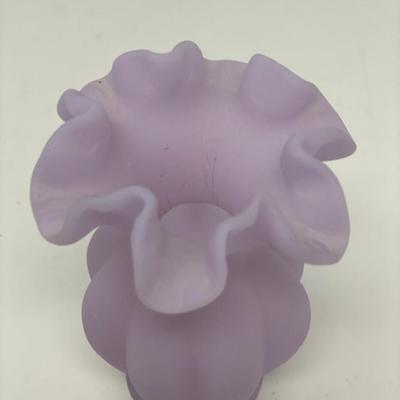 Fenton Custard Glass Melon Vase w/Ruffled Rim