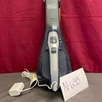 Black and Decker rechargeable vacumn