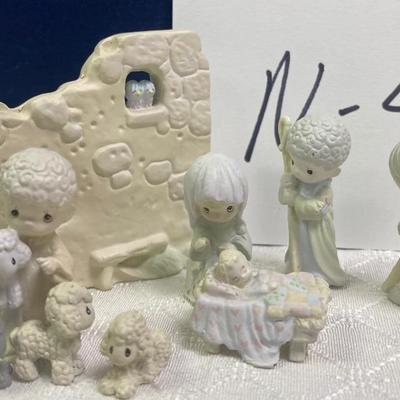 Small Metal Nativity Scene