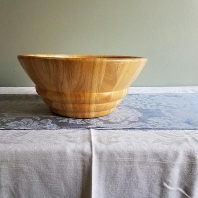 Large wooden salad bowl